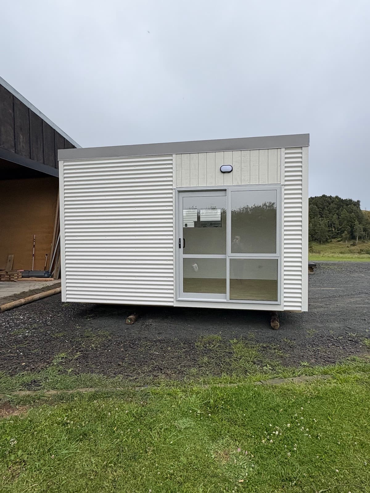 NZ-made 4.5x3 sleepout - Smart Housing Solutions backyard build