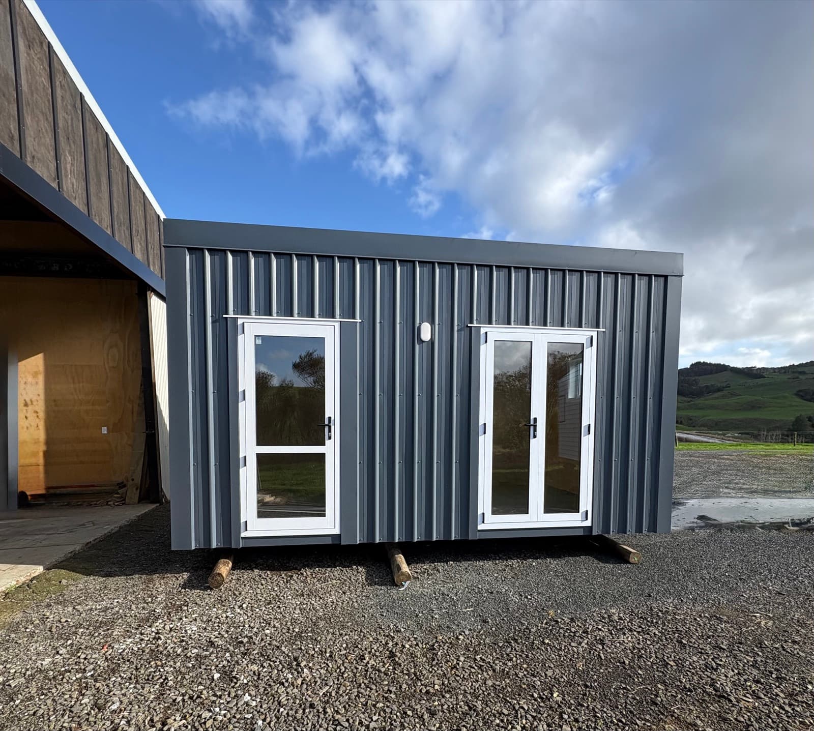 7×4 Twin Cabin